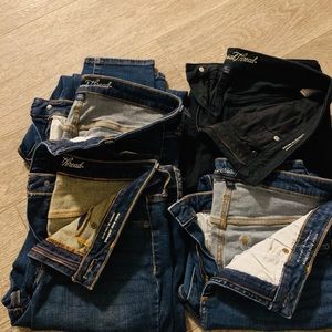 Universal Thread Jeans